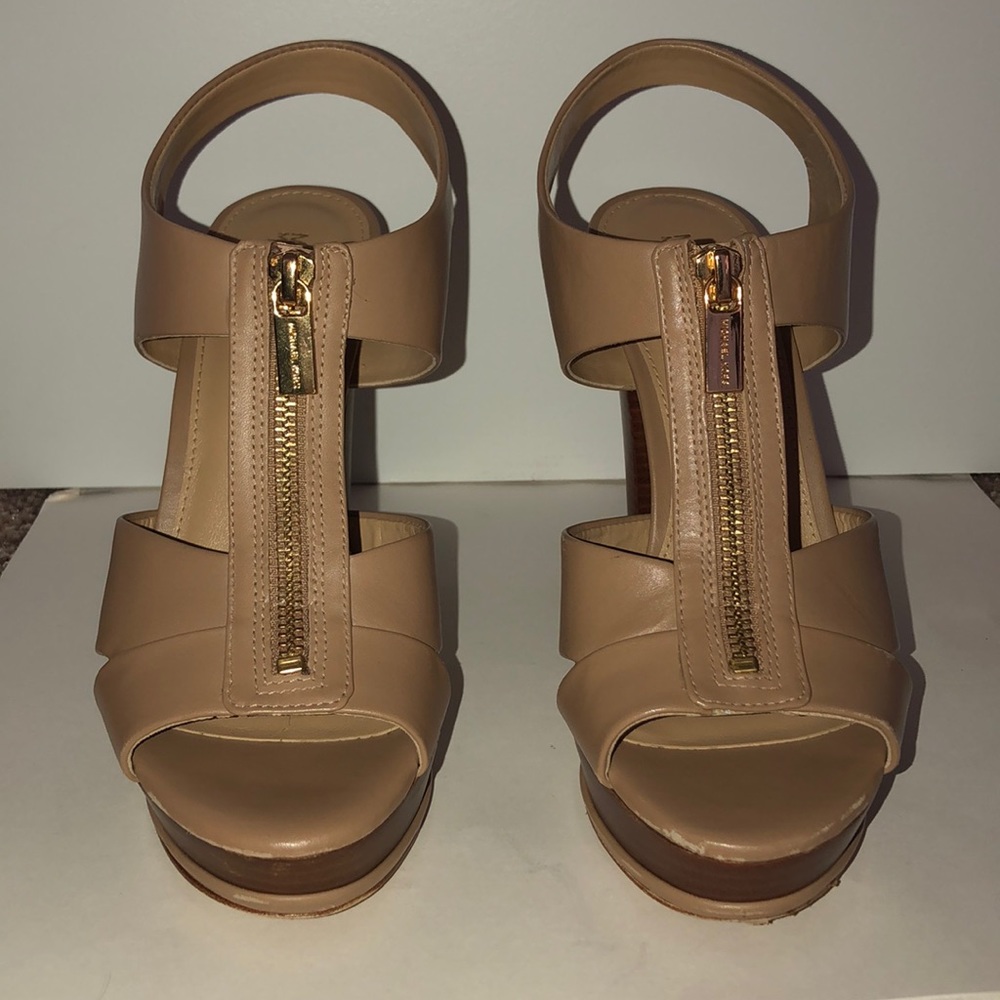 Michael Kors platforms nude 7.5